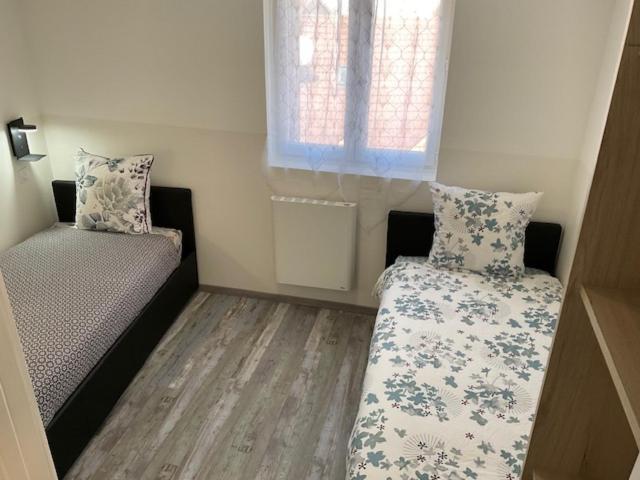 Ensoleillee Lyon Eurexpo , Proche Stade Apartment Meyzieu